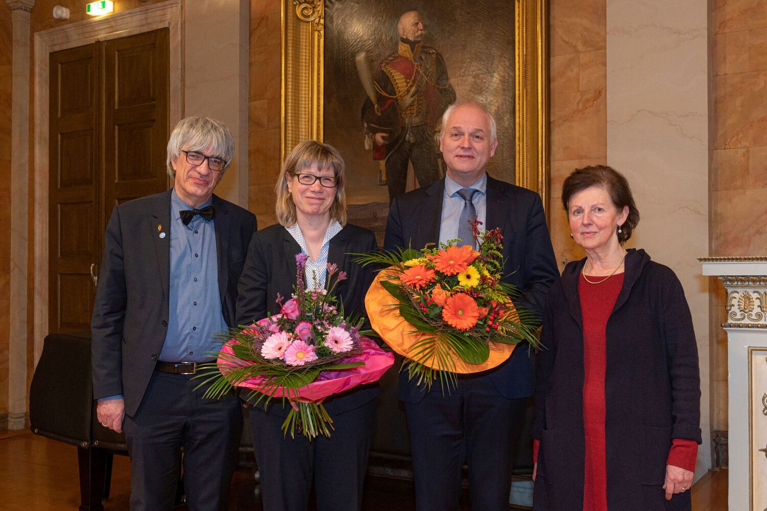 The Senate of the University of Göttingen has elected linguist Professor Anke Holler and agricultural economist Professor Bernhard Brümmer as Vice-Presidents of the University for another term. On the left, University President Professor Metin Tolan, on the right, Chair of the Senate Professor Margarete Boos.