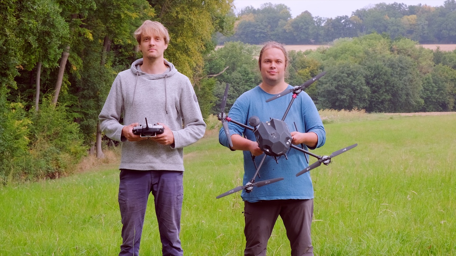 Team Drohne: Malkin Gerchow und Steffen Dohmen von der TU Braunschweig