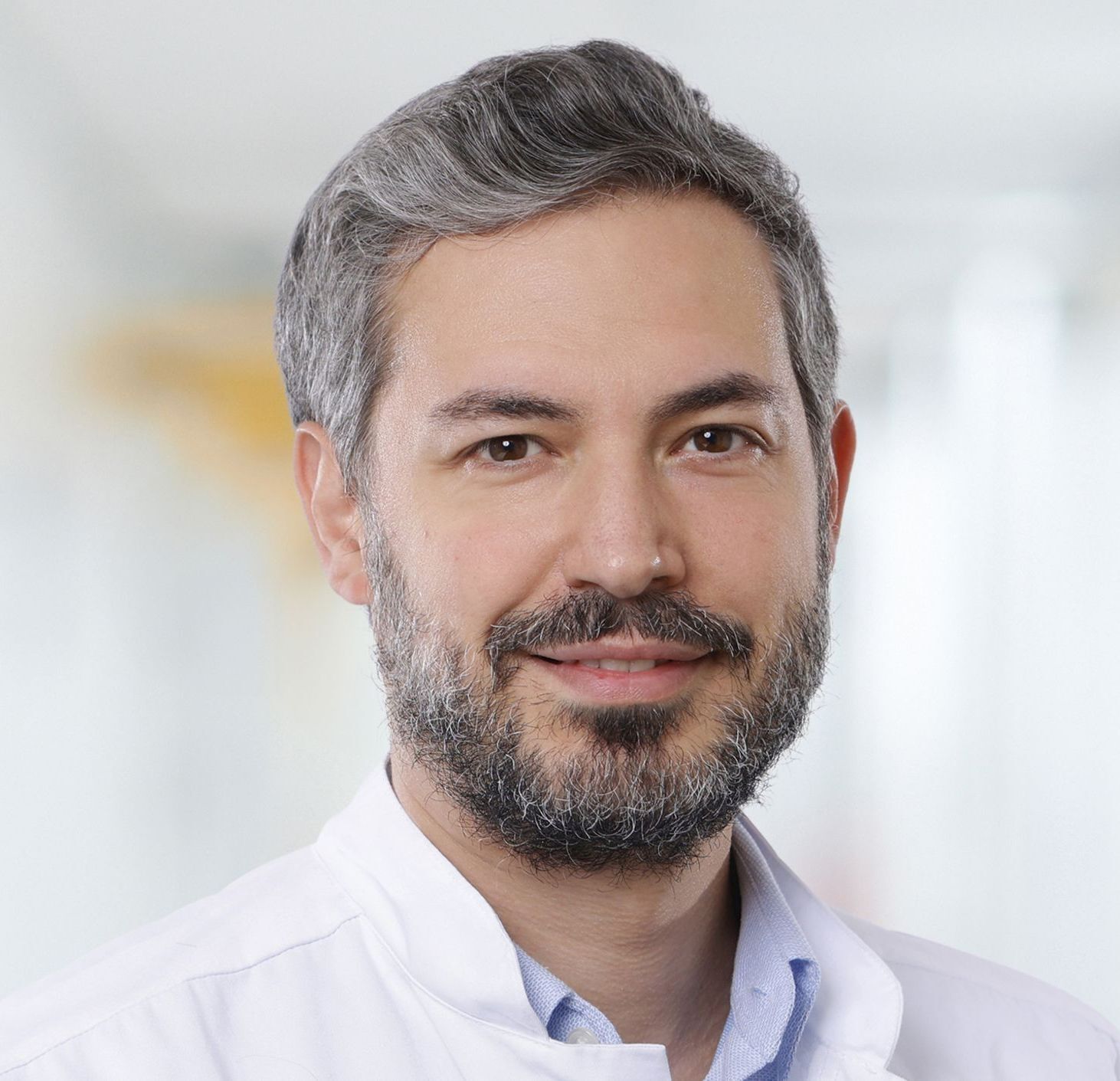 Dr Enver Aydilek