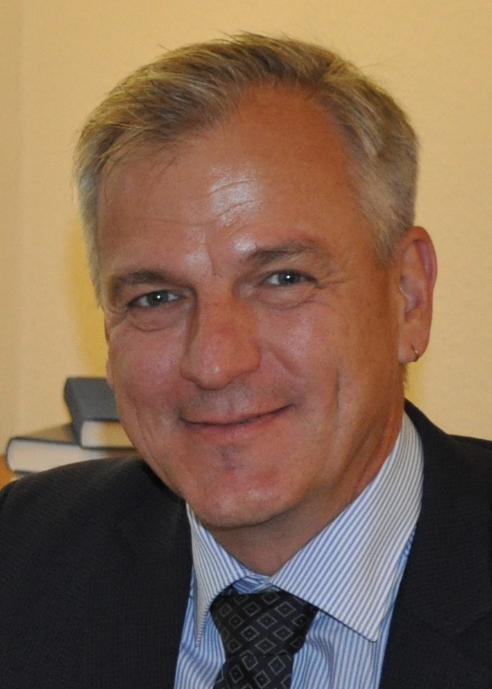 Prof. Dr. Nils Stein